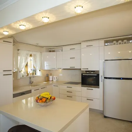 Villa Ulica Pod Kosom *