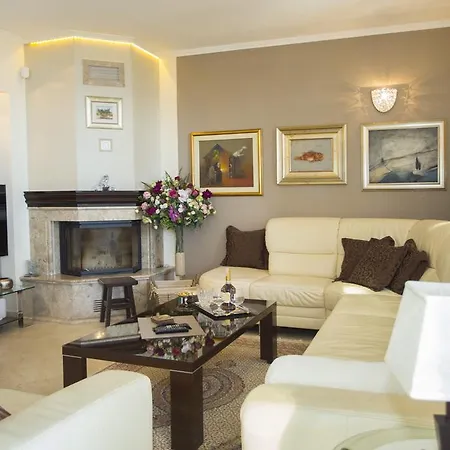 Ulica Pod Kosom Villa